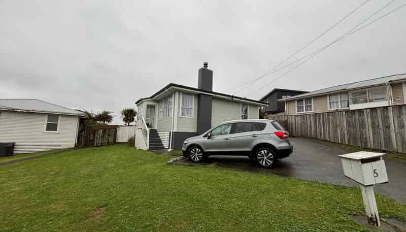 5 Te Puke Street, Titahi Bay