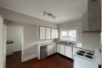 4 Margaret Street, Roslyn