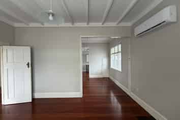 4 Margaret Street, Roslyn