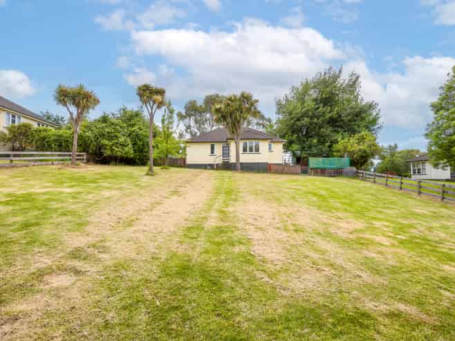 2 Seaview Place, Ashley