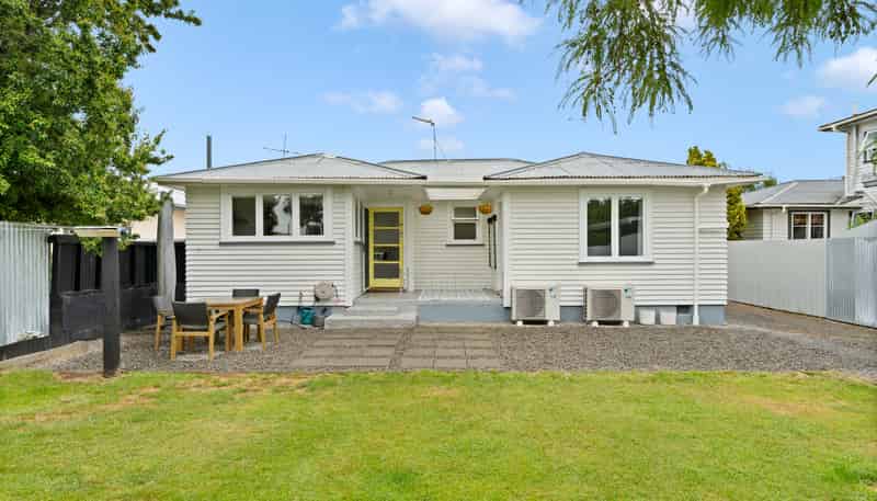 9 King Street, Carterton