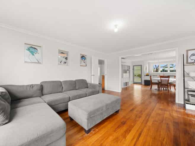 9 King Street, Carterton