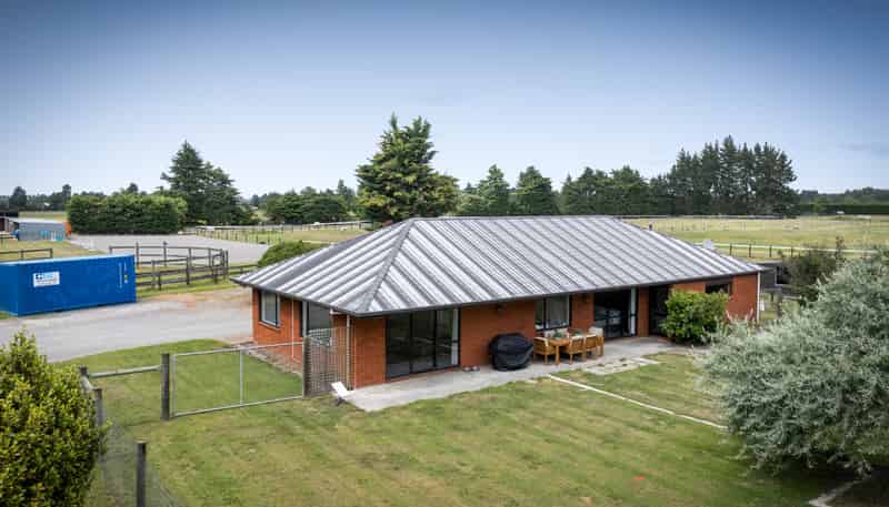 4/229 Curraghs Road, Weedons