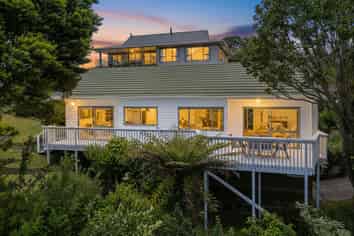 2 Tairua Heights, Tairua