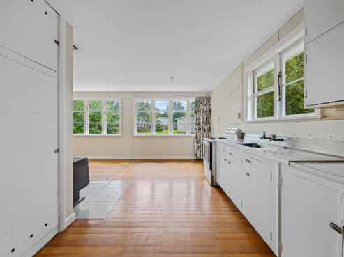 6 Seaview Place, Ashley