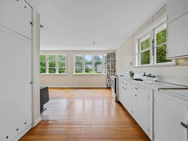 6 Seaview Place, Ashley