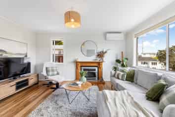 88 Black Rock Road, Newlands