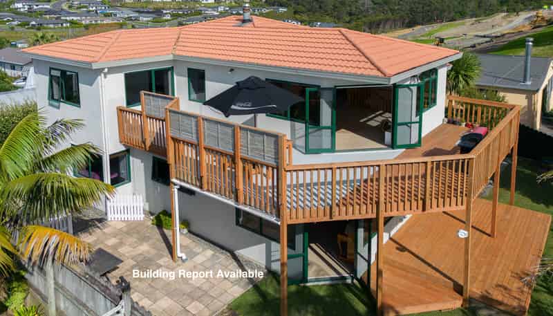 2/603 Whangaparaoa Road, Stanmore Bay