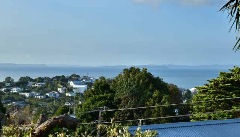 2/603 Whangaparaoa Road, Stanmore Bay