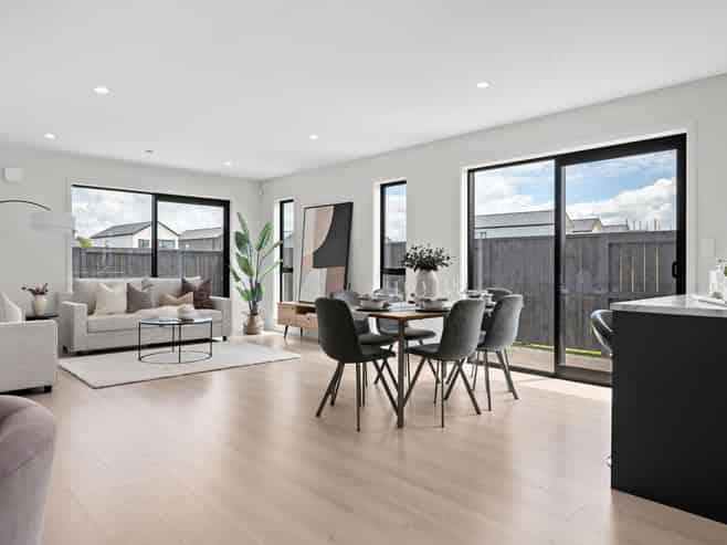 13 Halley Drive, Chartwell