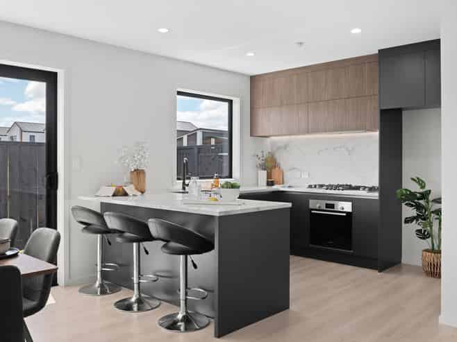 13 Halley Drive, Chartwell