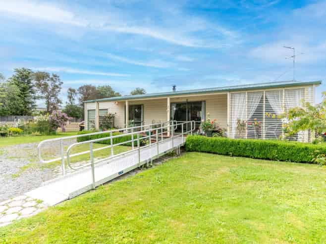 47 Costley Street, Carterton