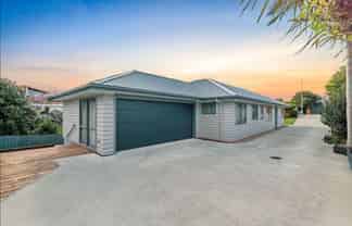 20 Mcleod Road, Weymouth