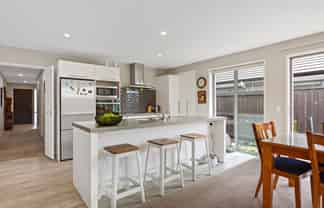 128 Puhirake Crescent, Pyes Pa