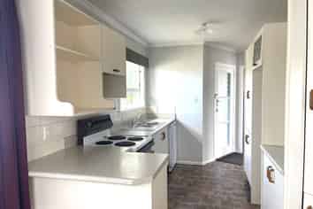 8 Hulme Place, Greenmeadows