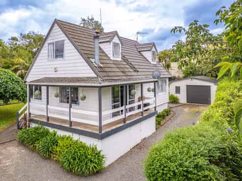 153 Mt View Road, Bastia Hill