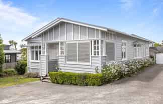 309 Lake Road, Hauraki