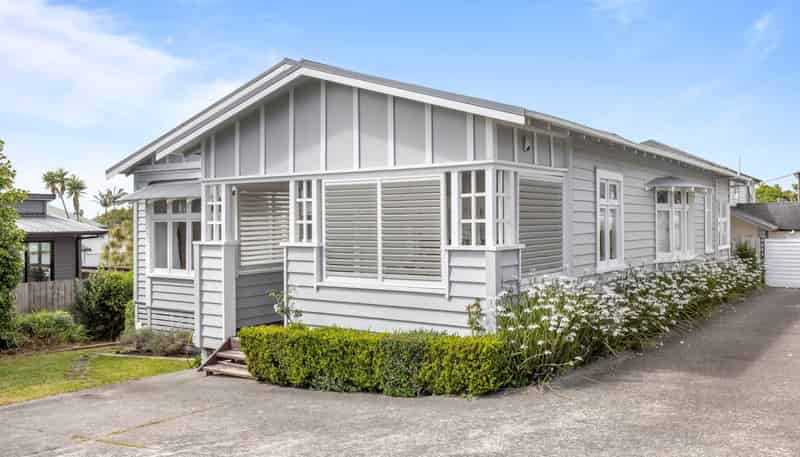 309 Lake Road, Hauraki