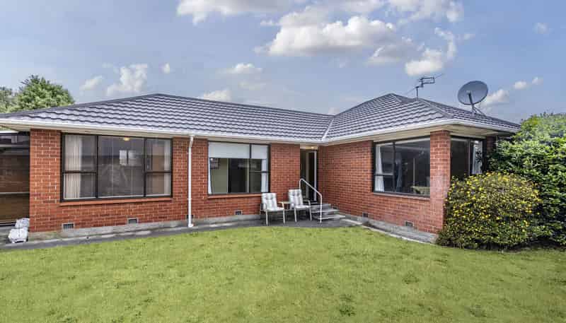 1B Sylvia Street, Parklands