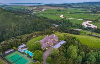 184 North Road, Clevedon