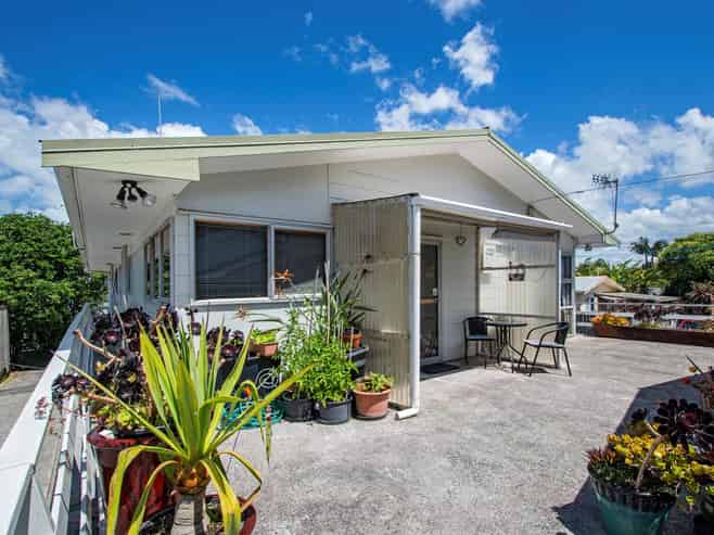  4/13 Fifth Avenue, Avenues