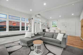 21 Tuatoru Street, Eastbourne