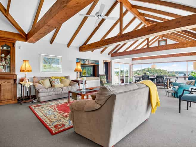 8 Prospect Street, Russell