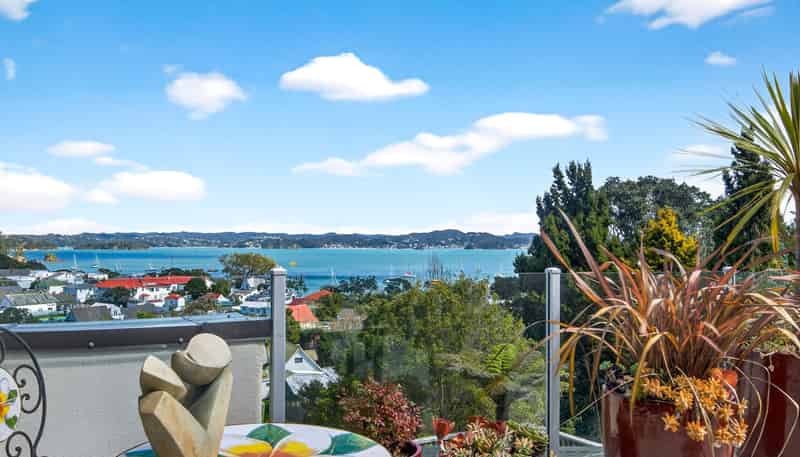 8 Prospect Street, Russell