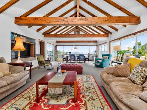 8 Prospect Street, Russell