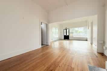 High Profile Sandringham Charm| 238 m2