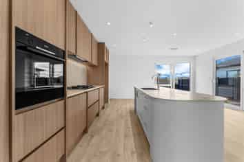 45 Tipu Crescent, Milldale