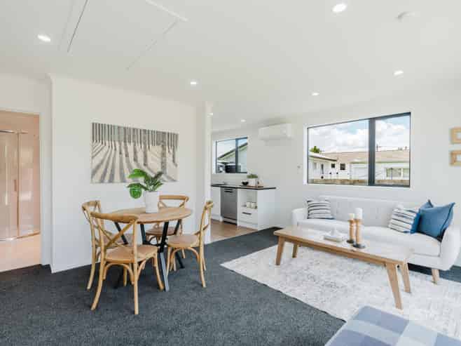 12 & 12A Oban Avenue, Glenview