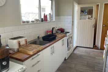 10 Glenn Street, Castlecliff