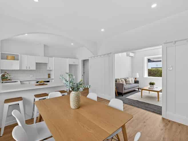 42A Shirley Road, Shirley