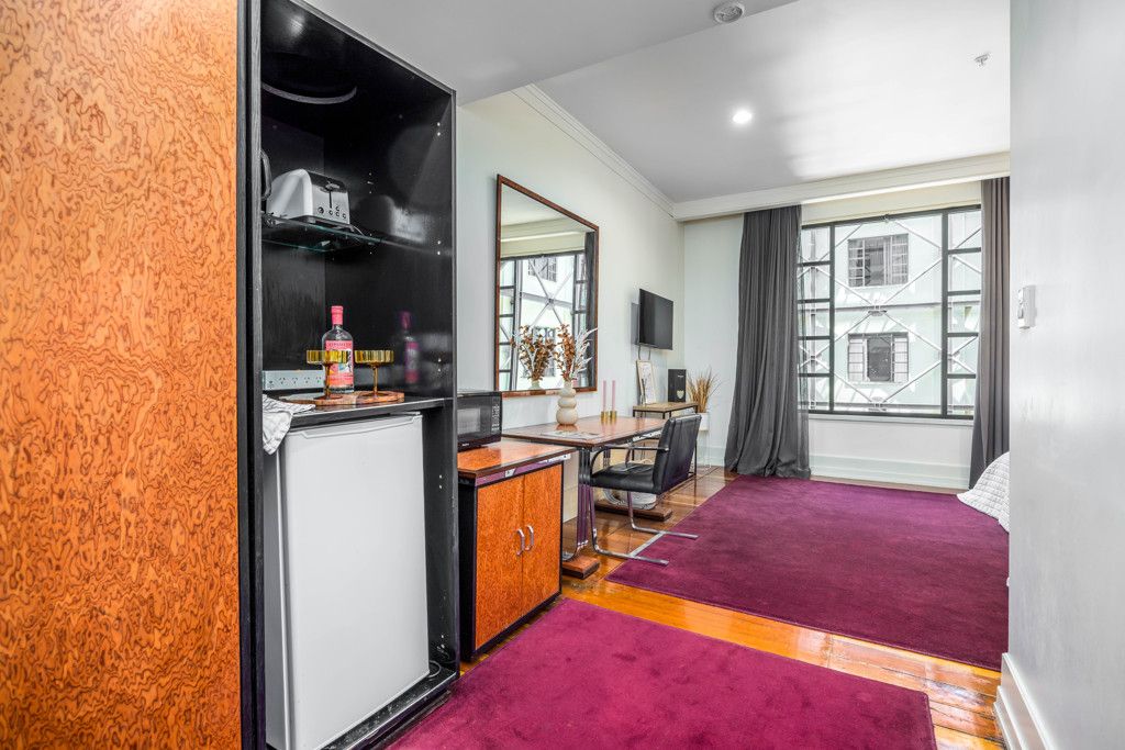 A Classic Heritage Studio with Rare Potential - Fler