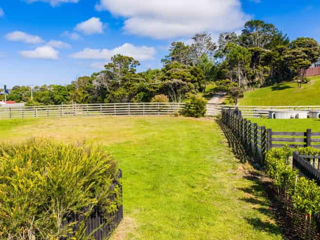 135 Estuary Drive, Mangawhai Heads