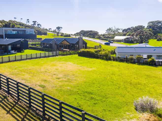 135 Estuary Drive, Mangawhai Heads