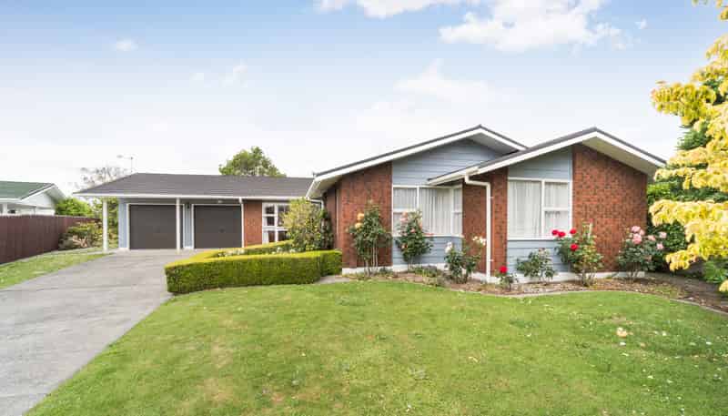 25 Chippendale Crescent, Highbury