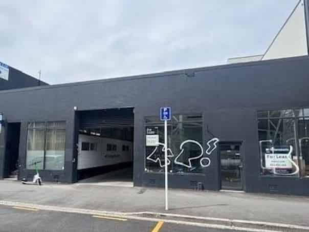 Prime Industrial Space with Unbeatable Exposure