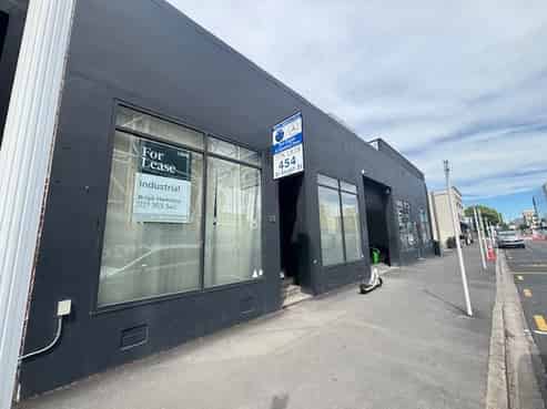 Prime Industrial Space with Unbeatable Exposure