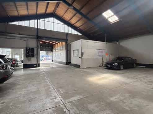 Prime Industrial Space with Unbeatable Exposure