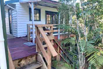 969 Broadwood Road, Broadwood