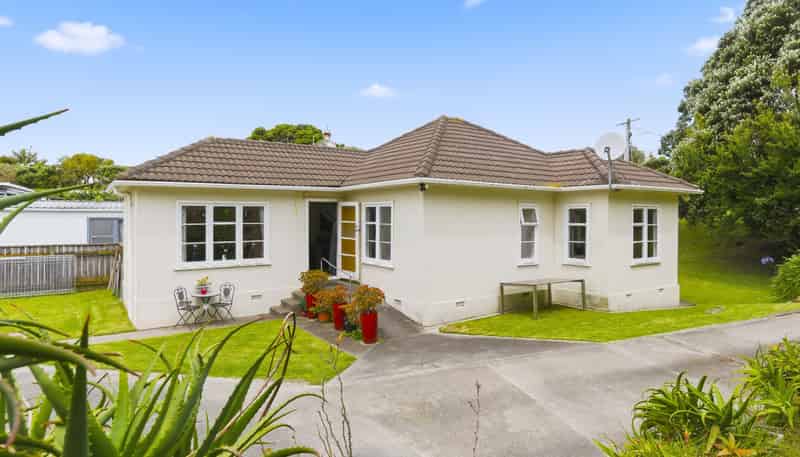 13 Rua Road, Paraparaumu Beach