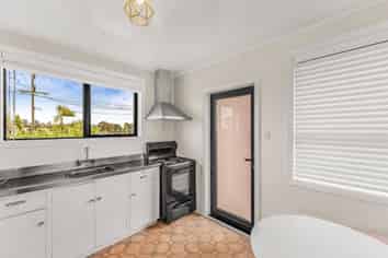 4 Kowhai Street, Highfield