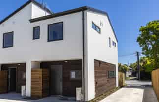 1/220 Geraldine Street, Edgeware