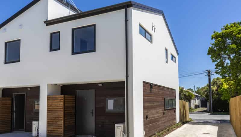 1/220 Geraldine Street, Edgeware