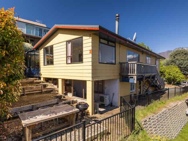 20 Panorama Terrace, Queenstown Central