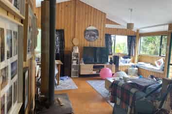 Auckland - Address withheld