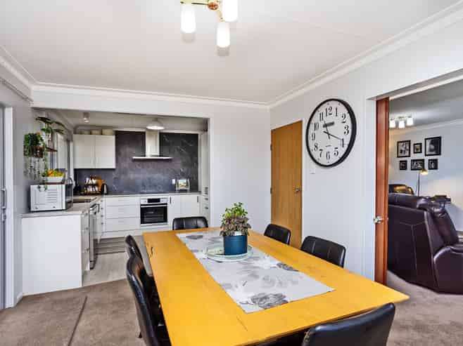 69 Racecourse Road, Glengarry