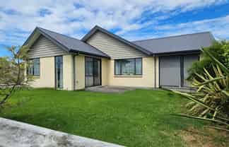 51 Halifax Drive, Waipu